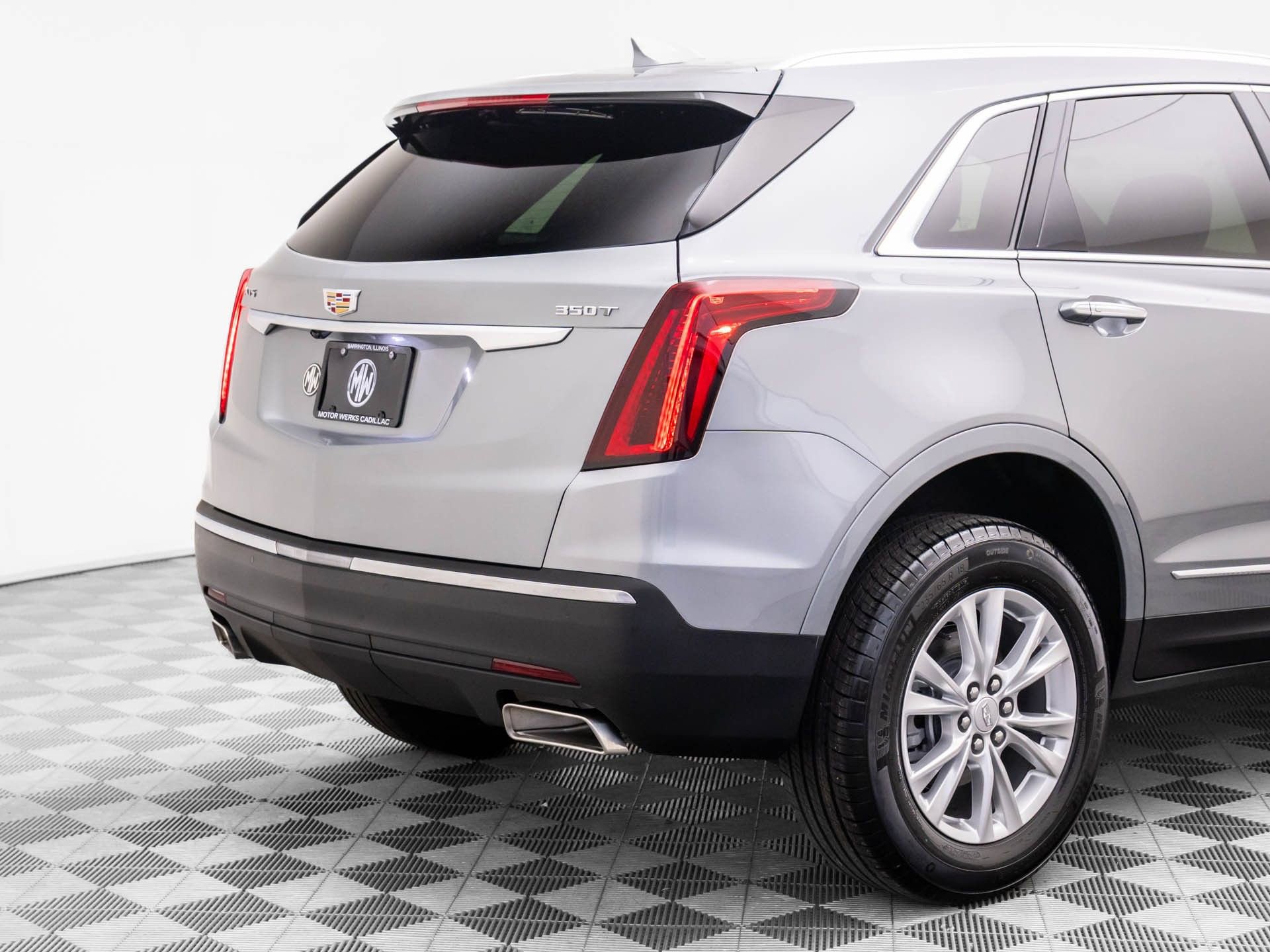 New 2026 Cadillac XT5 Luxury w/ LPO, Floor Liner Package image 31