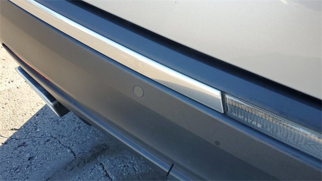 Used 2019 Cadillac XT5 Luxury image 32