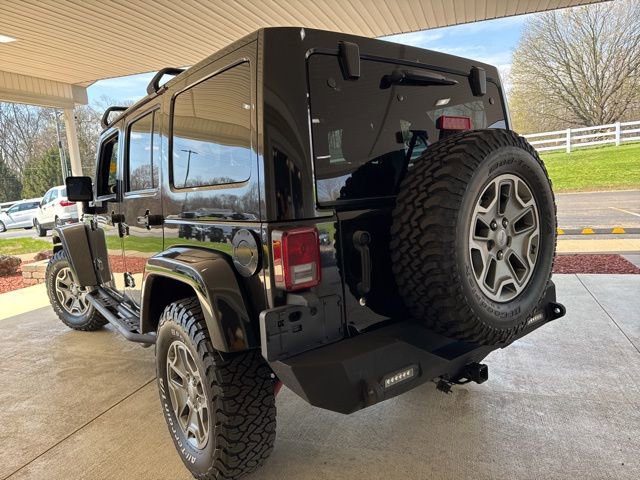 Used 2016 Jeep Wrangler Unlimited Rubicon w/ Connectivity Group image 7