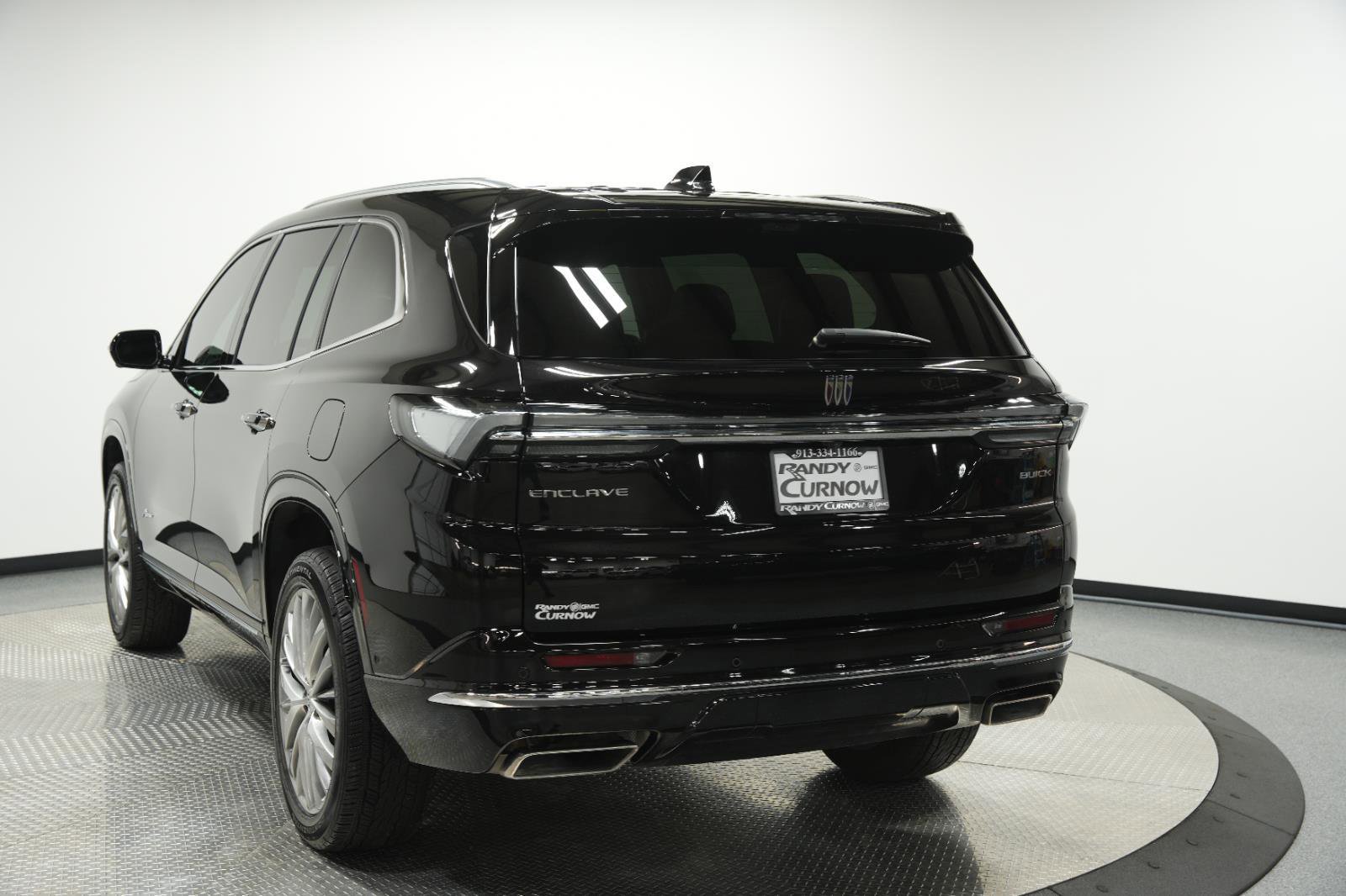 Used 2026 Buick Enclave Avenir w/ Super Cruise Package FWD image 6