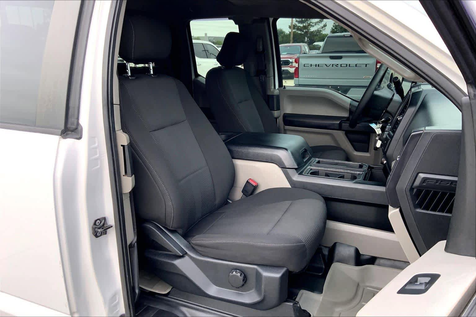 Used 2017 Ford F150 XL w/ Equipment Group 101A Mid RWD image 9