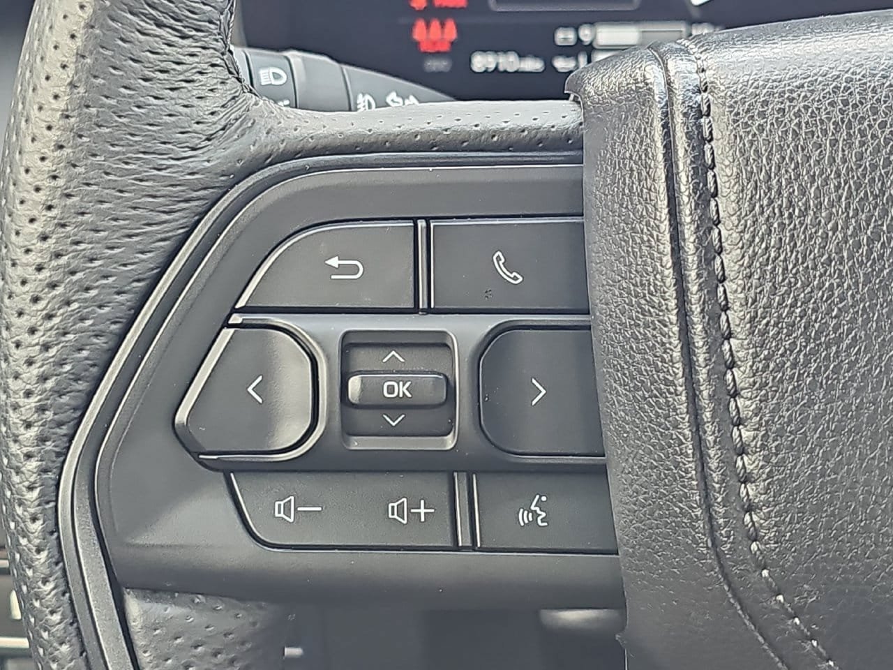 Used 2025 Toyota Tundra TRD Pro w/ TRD Performance Package (TMS) AWD/4WD image 20
