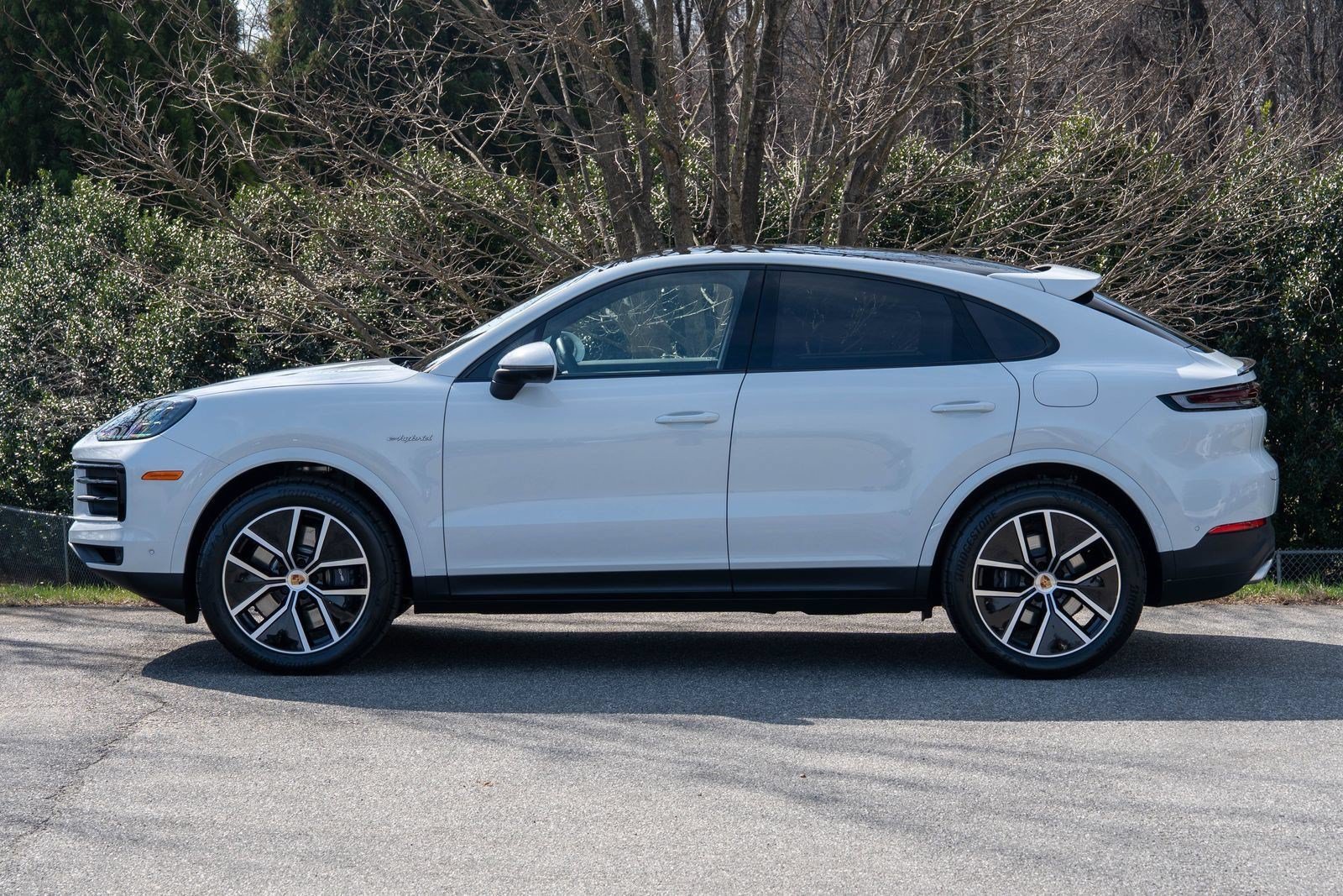 New 2026 Porsche Cayenne Coupe AWD/4WD image 3