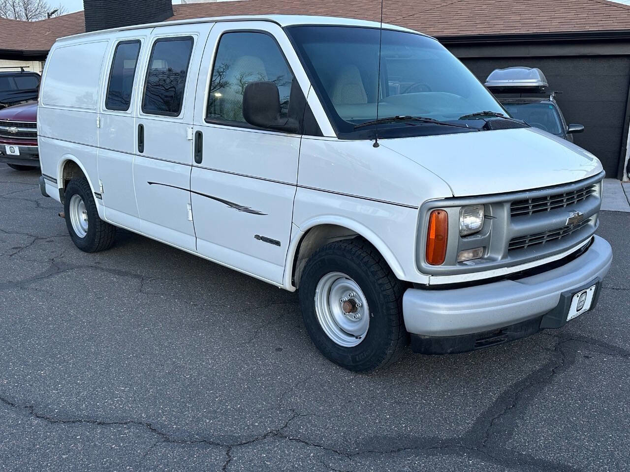 Used 2001 Chevrolet Express 1500 image 24