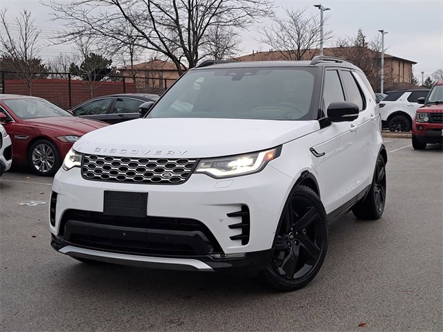 Used 2024 Land Rover Discovery Metropolitan Edition image 31