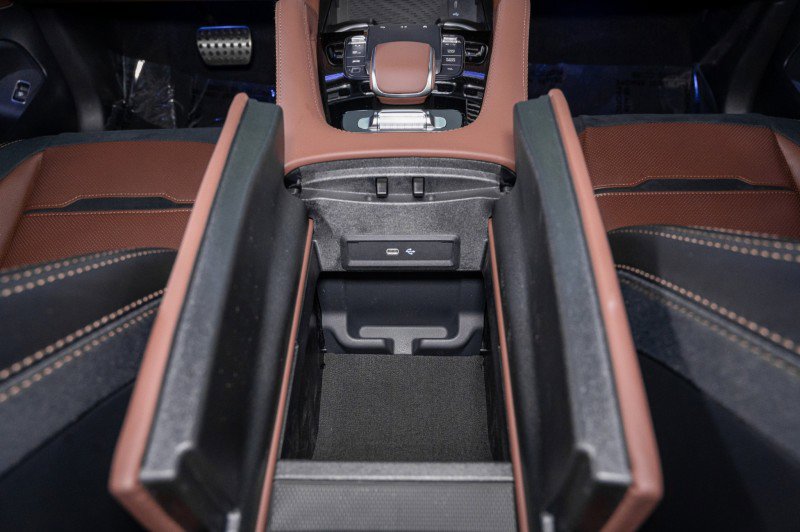 New 2026 Mercedes-Benz GLE 53 AMG 4MATIC image 24