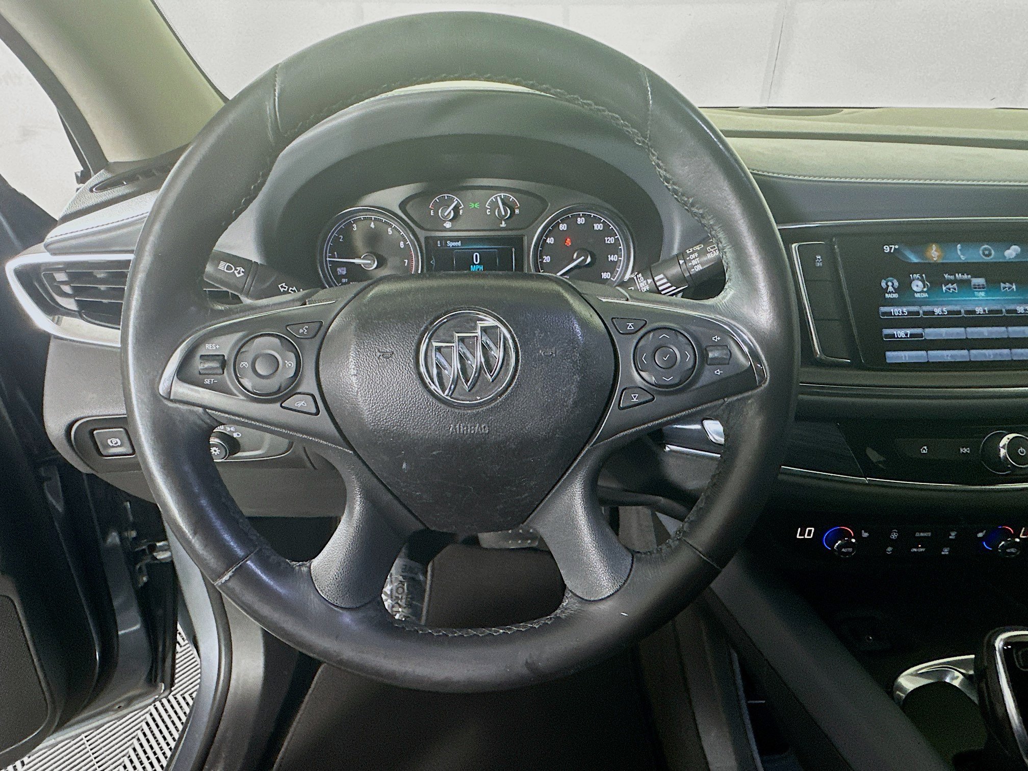 Used 2018 Buick Enclave Essence FWD image 15