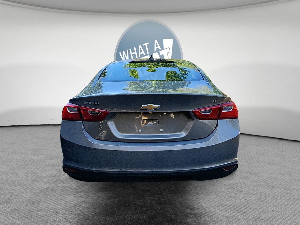 Used 2017 Chevrolet Malibu LT FWD image 6