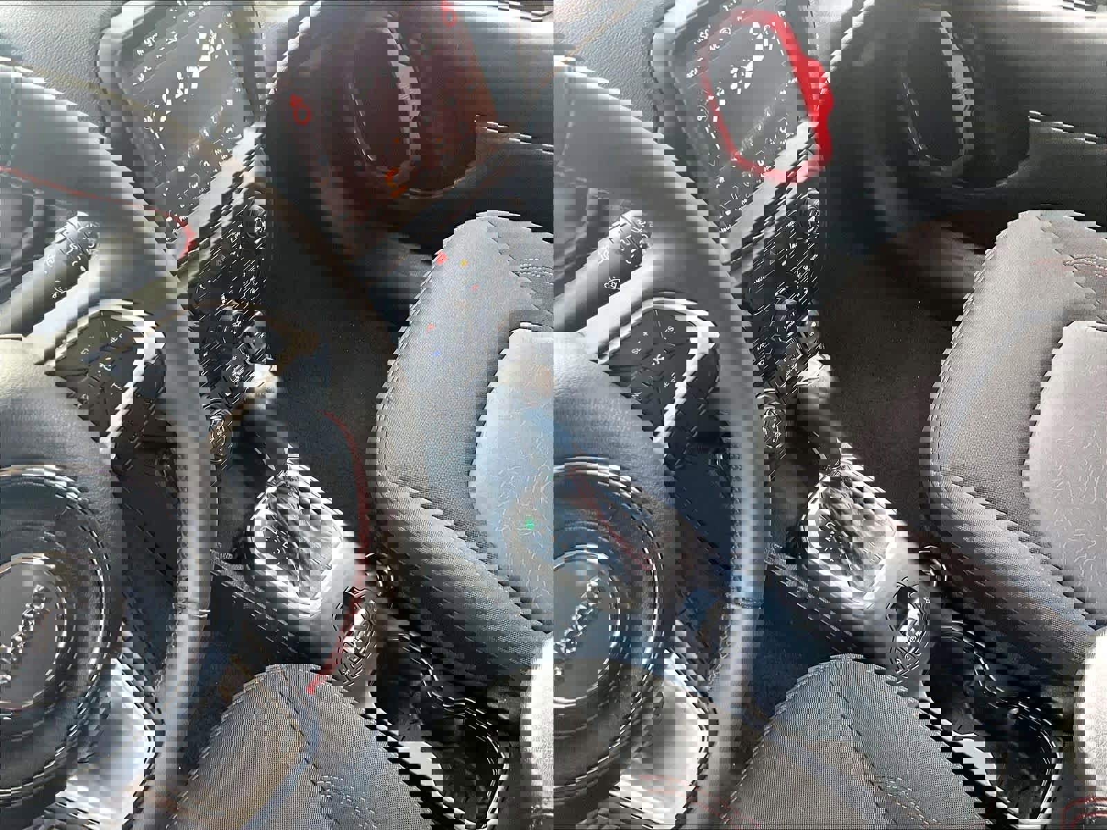 Used 2023 Jeep Renegade Trailhawk image 20