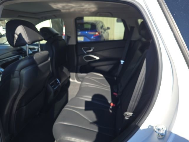 Used 2024 Acura RDX SH-AWD image 12