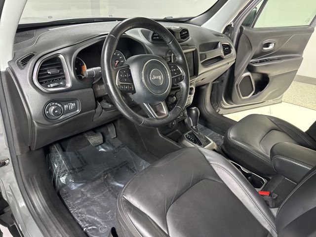 Used 2021 Jeep Renegade Limited image 11