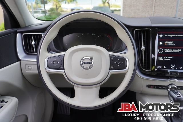 Used 2020 Volvo XC60 T5 Momentum w/ Protection Package Premier AWD/4WD image 23
