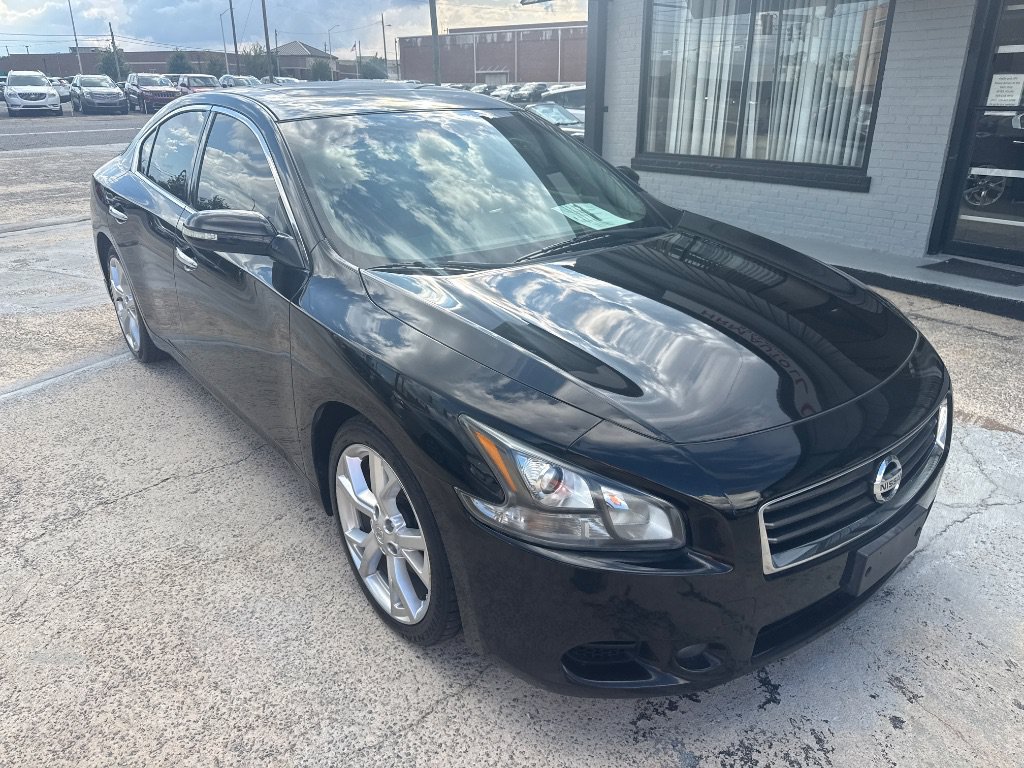 Used 2012 Nissan Maxima 3.5 SV w/ Sport Pkg FWD image 2