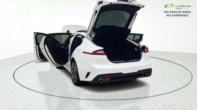 Used 2020 Kia Stinger GT1 RWD image 16