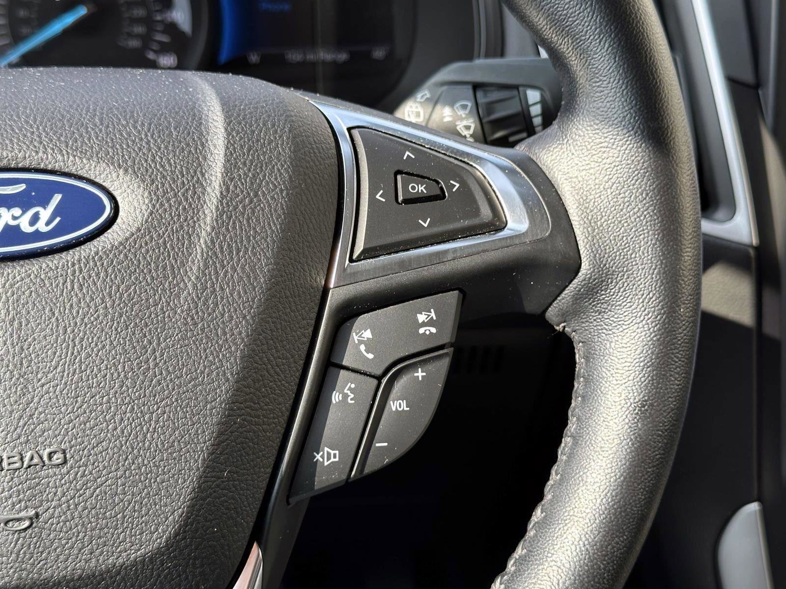 Used 2023 Ford Edge SEL w/ Convenience Package image 22