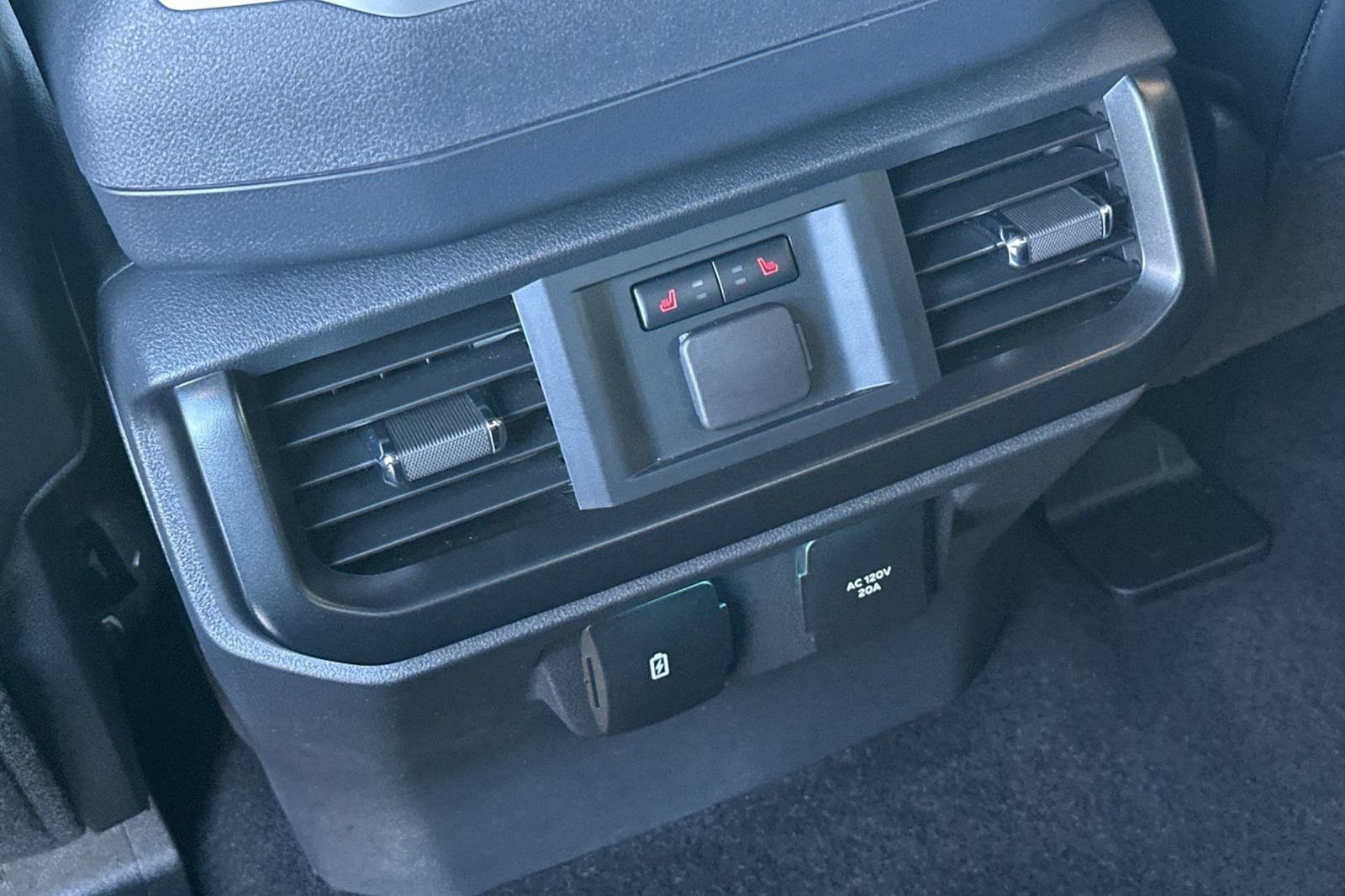 Used 2025 Ford F150 Raptor AWD/4WD image 16