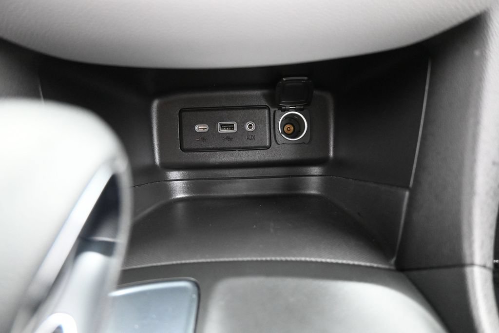 Used 2023 Chevrolet Equinox LS FWD image 27