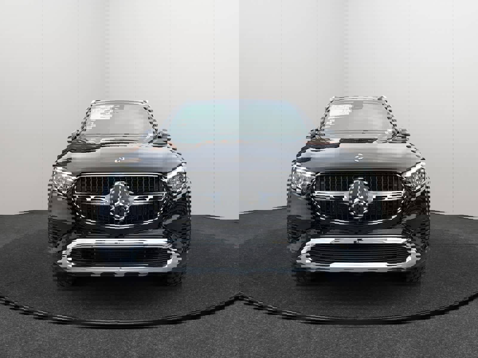New 2026 Mercedes-Benz GLC 300 4MATIC image 2