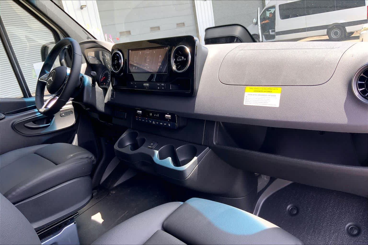 New 2026 Mercedes-Benz Sprinter 2500 image 11