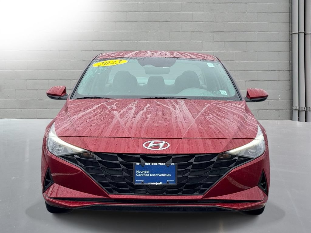Used 2023 Hyundai Elantra SEL w/ Cargo Package FWD image 2