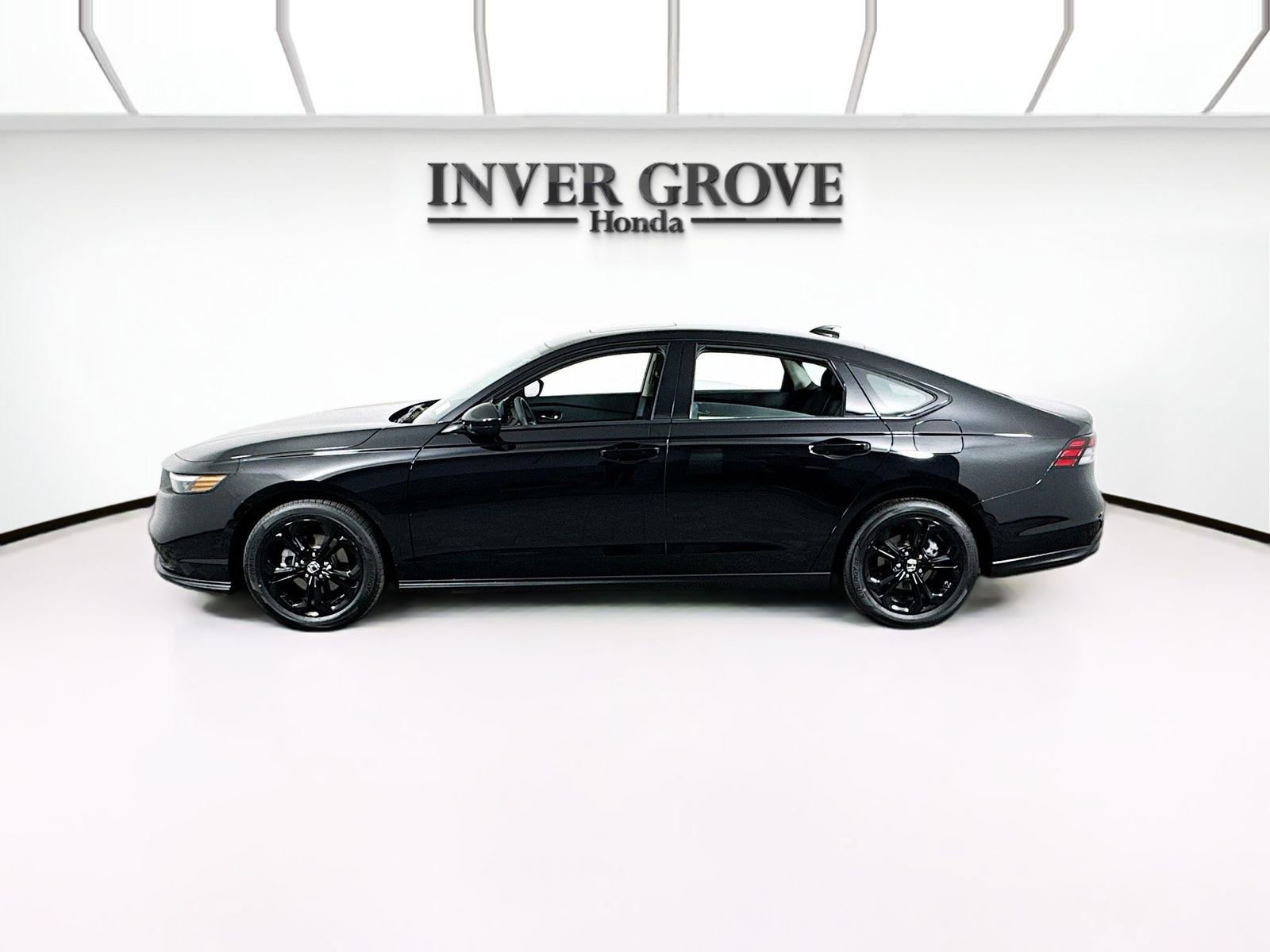 Certified 2025 Honda Accord SE image 8
