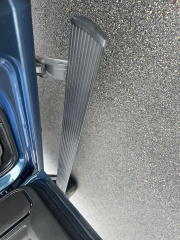 Used 2024 Chevrolet Silverado 2500 ZR2 w/ Technology Package image 11