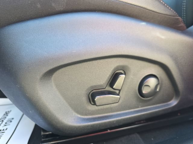 Used 2025 Jeep Compass Limited w/ Sun & Sound Group AWD/4WD image 28