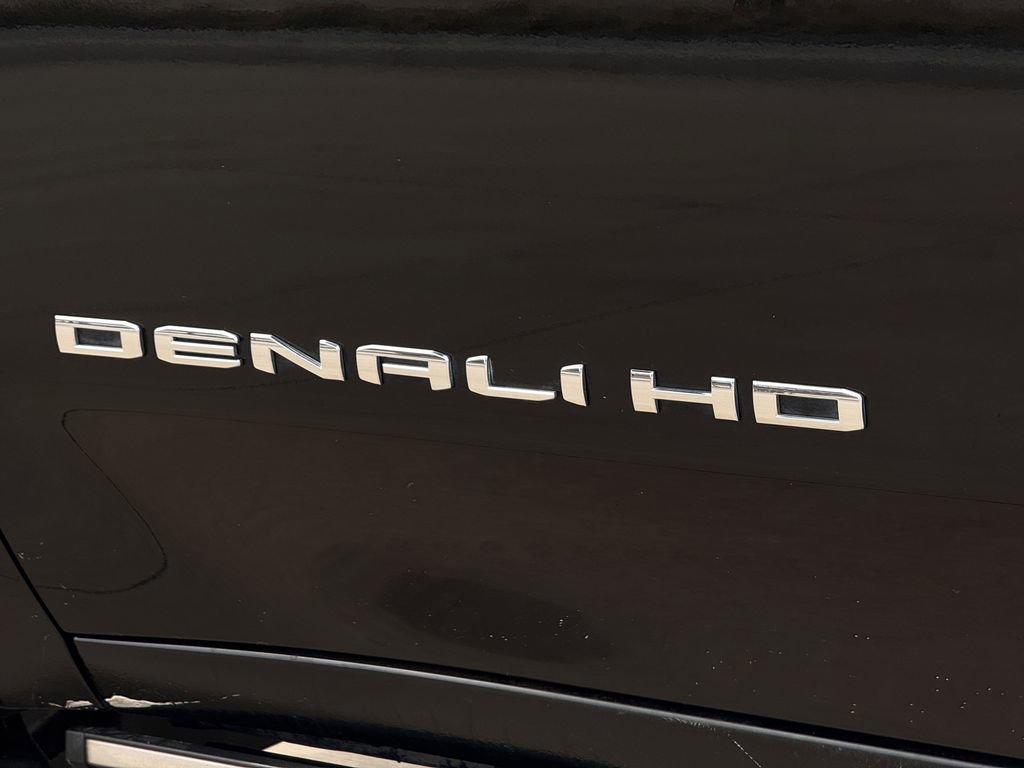 Used 2024 GMC Sierra 3500 Denali Ultimate image 11