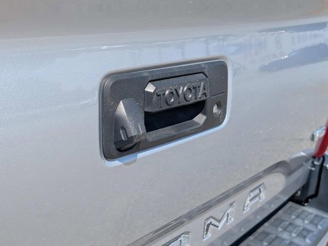 Used 2018 Toyota Tacoma TRD Sport RWD image 10