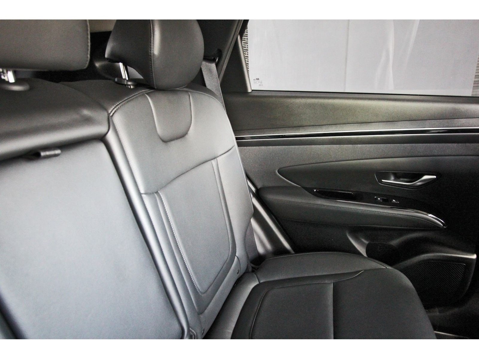 Certified 2024 Hyundai Tucson Limited FWD image 14