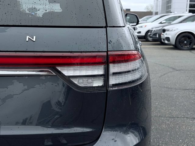 Certified 2023 Lincoln Aviator Reserve w/ Equipment Group 201A AWD/4WD image 8
