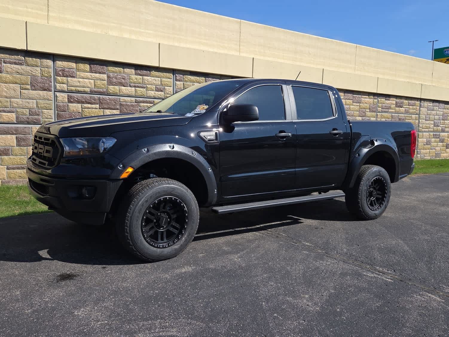 Used 2019 Ford Ranger XL w/ Equipment Group 101A Mid image 9