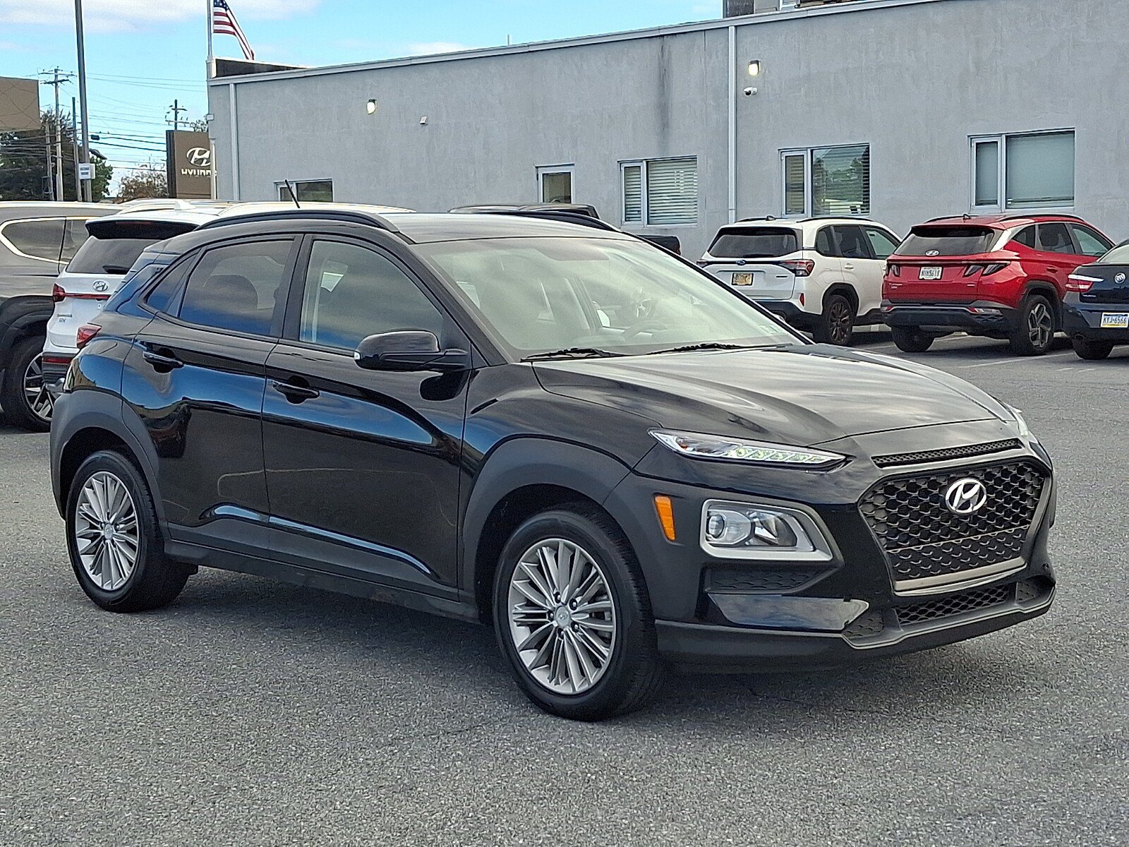 Used 2018 Hyundai Kona SEL AWD/4WD image 3