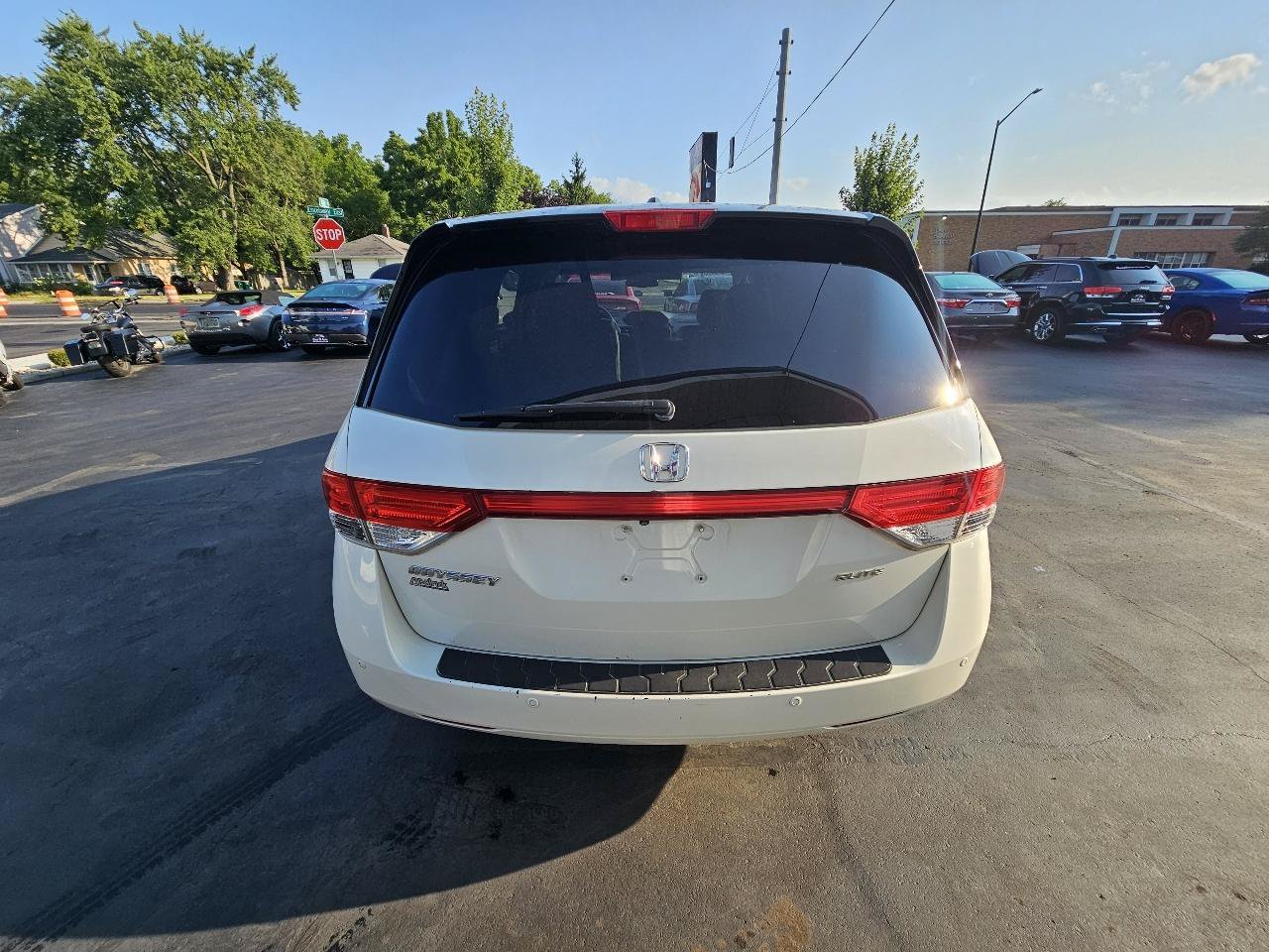Used 2015 Honda Odyssey Touring image 9
