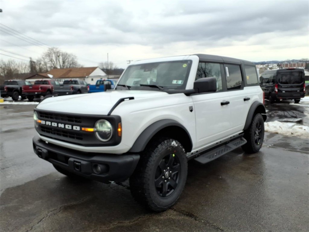 New 2025 Ford Bronco Big Bend w/ Black Diamond Package