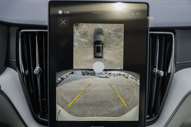 New 2026 Volvo XC60 B5 Ultra w/ Protection Package Premier image 42