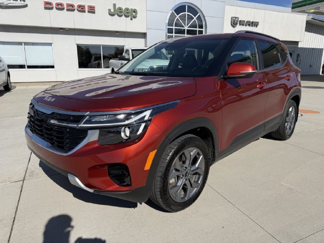 Used 2024 Kia Seltos S AWD/4WD image 5
