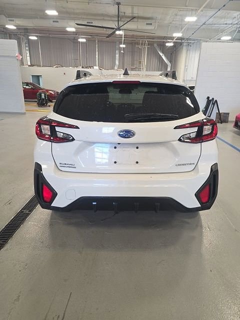 Used 2024 Subaru Crosstrek 2.0i Premium image 5