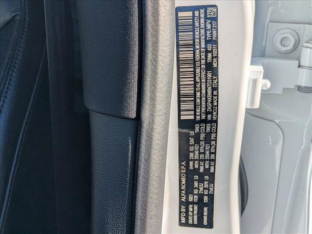 Used 2022 Alfa Romeo Stelvio Veloce image 25