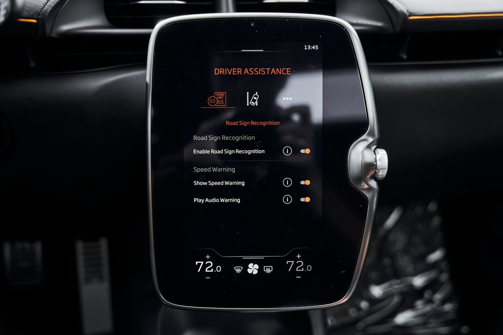 Used 2024 McLaren Artura image 65