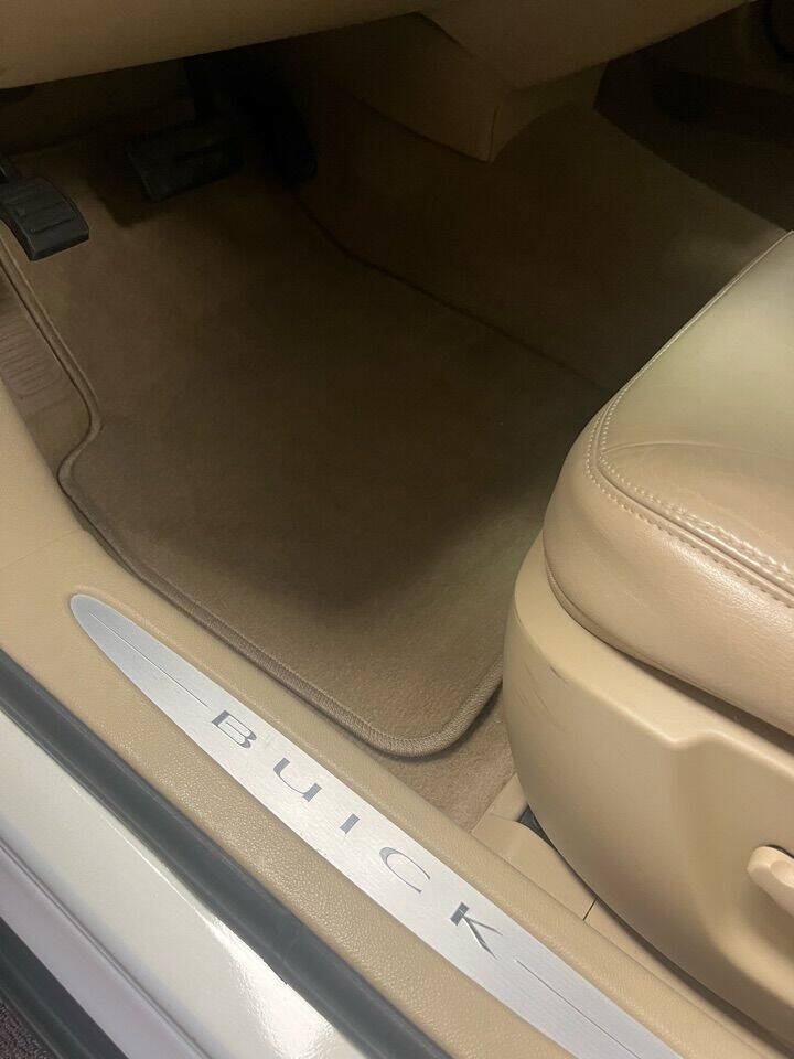 Used 2006 Buick Lucerne CXL w/ Luxury Package FWD image 16