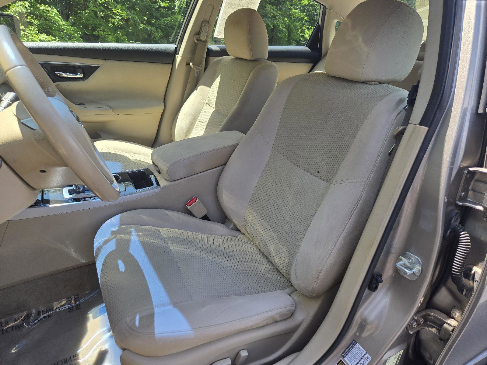 Used 2014 Nissan Altima 2.5 SV FWD image 12