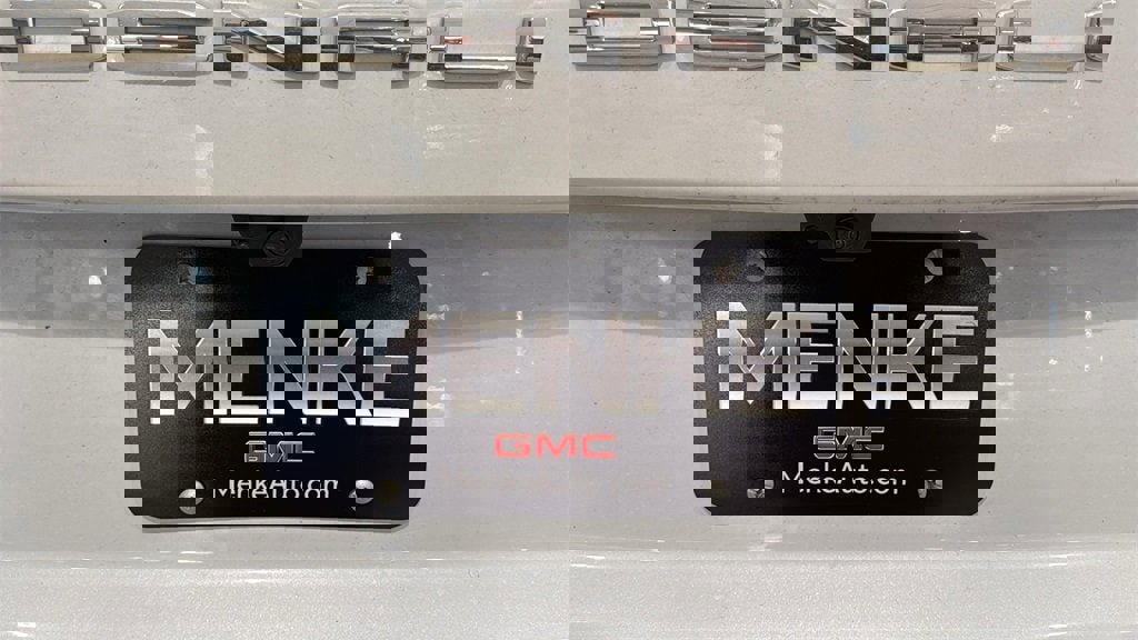 New 2026 GMC Yukon XL Denali w/ Sun & Power Step Package image 9