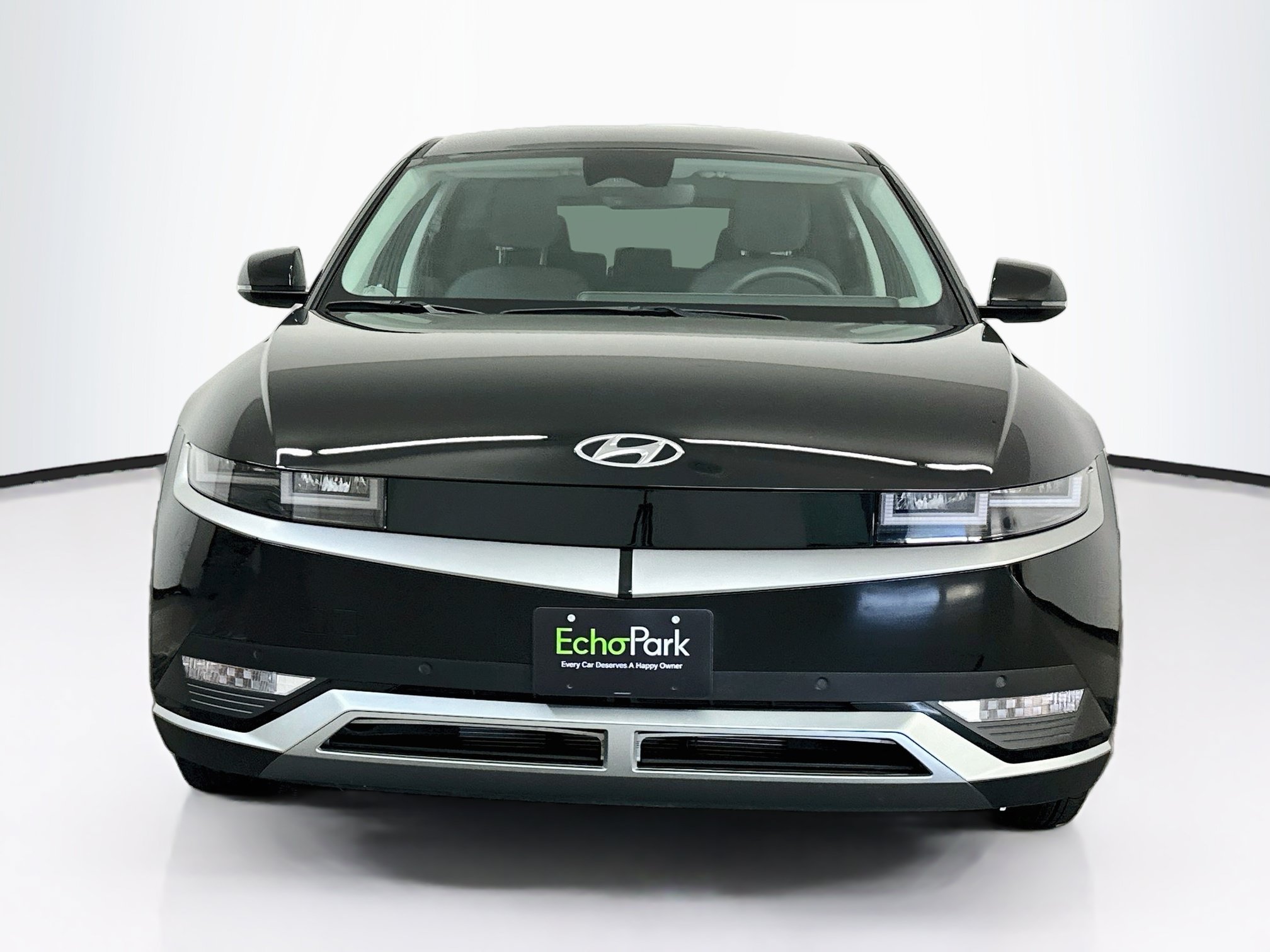 Used 2024 Hyundai Ioniq 5 SEL AWD/4WD image 2