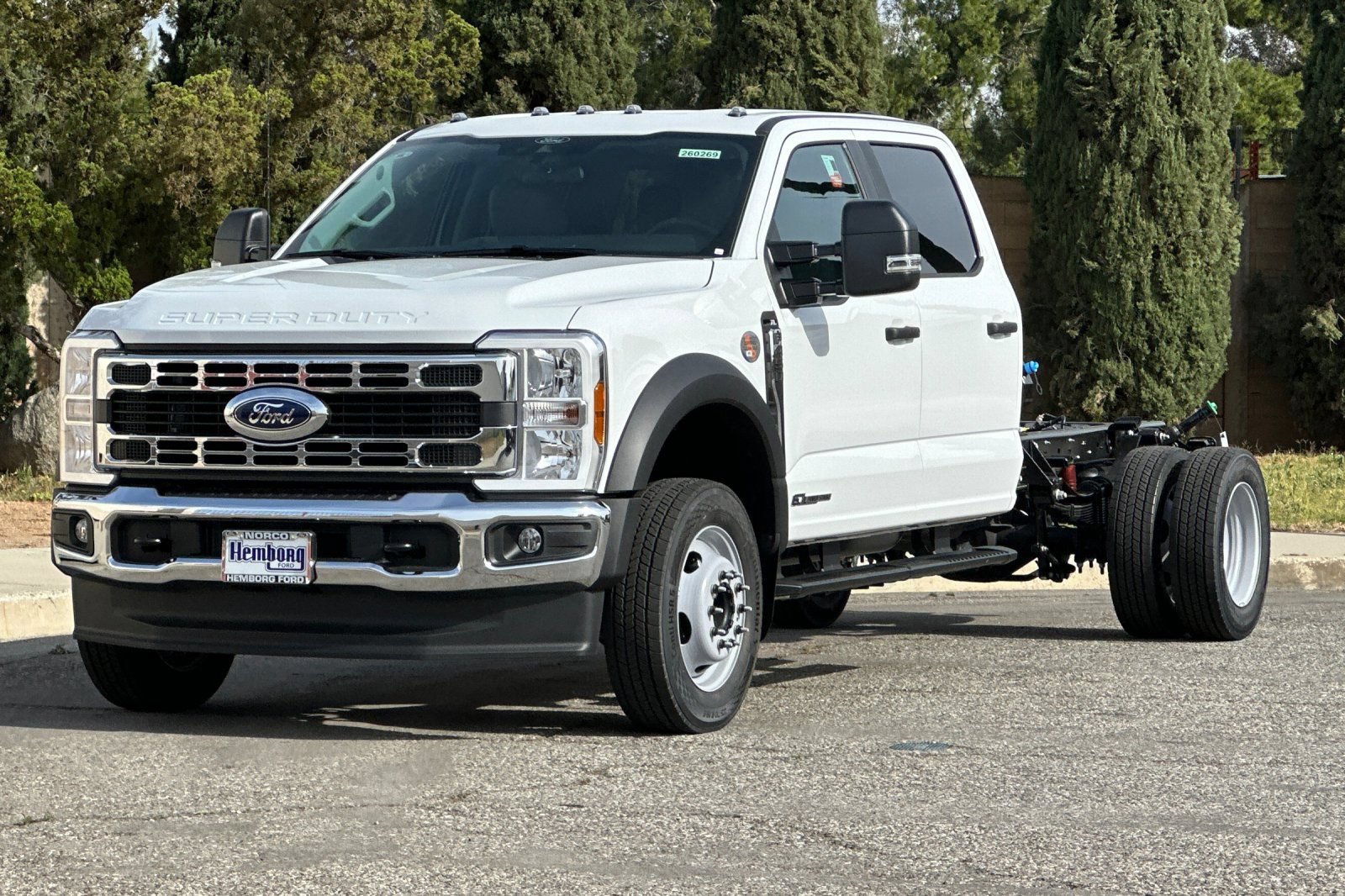 New 2026 Ford F450 XL w/ XL Chrome Package RWD image 8