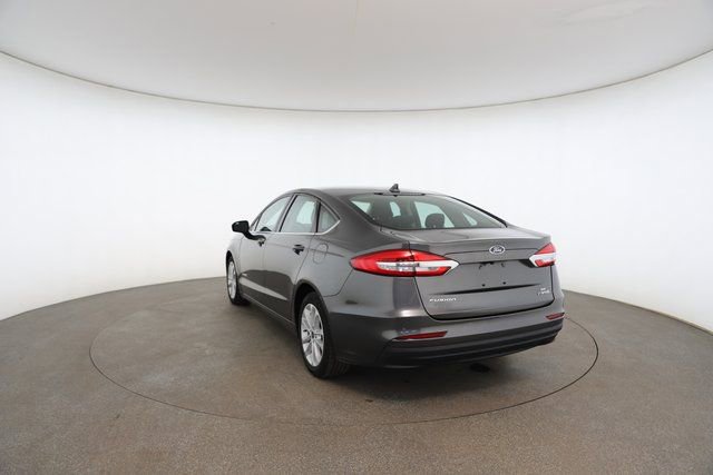 Used 2019 Ford Fusion SE image 12