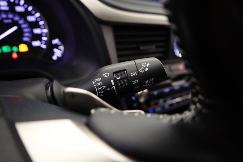 Used 2020 Lexus RX 350L Luxury image 31