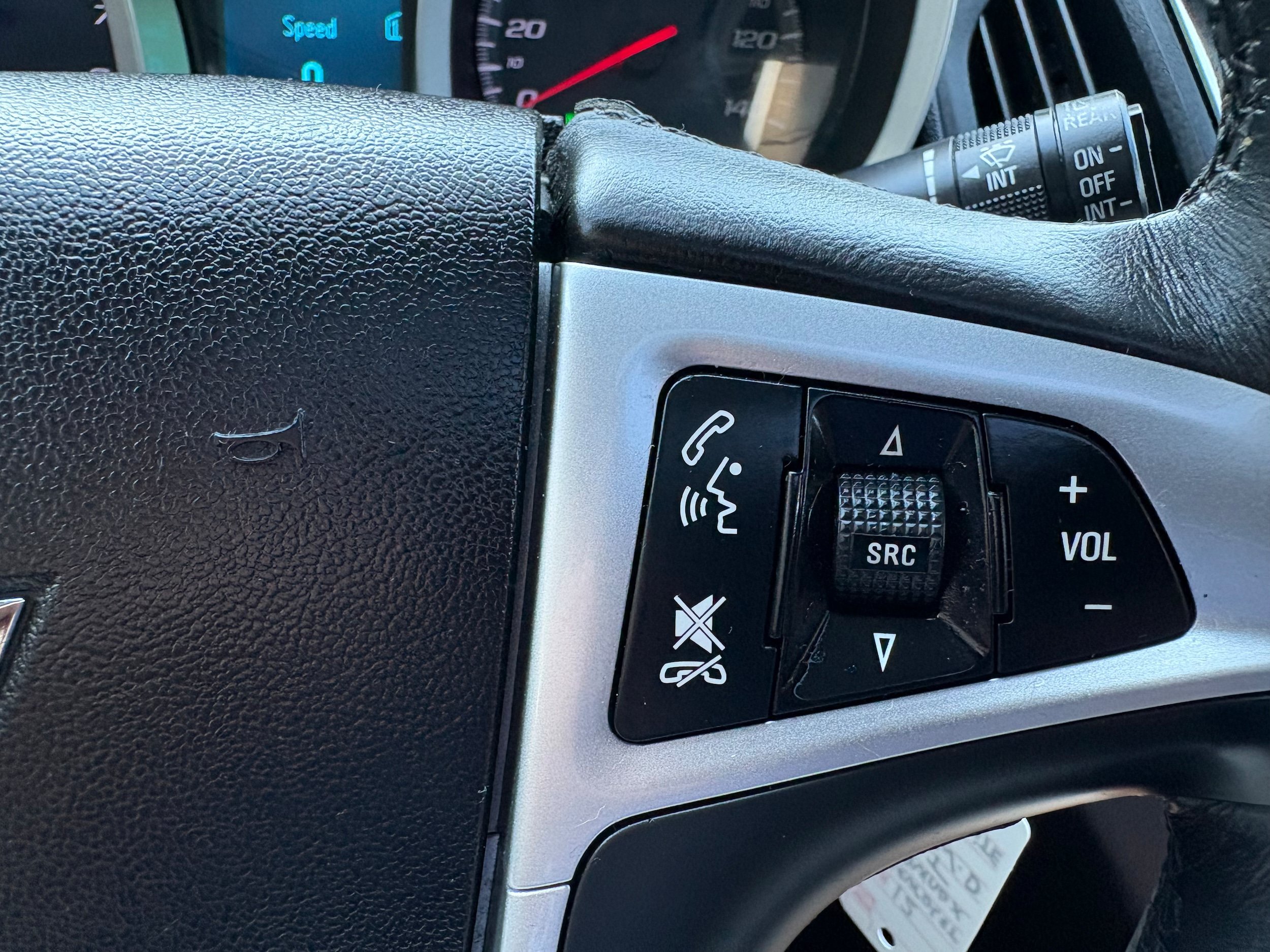 Used 2012 Chevrolet Equinox LT w/ Driver Convenience Package AWD/4WD image 28