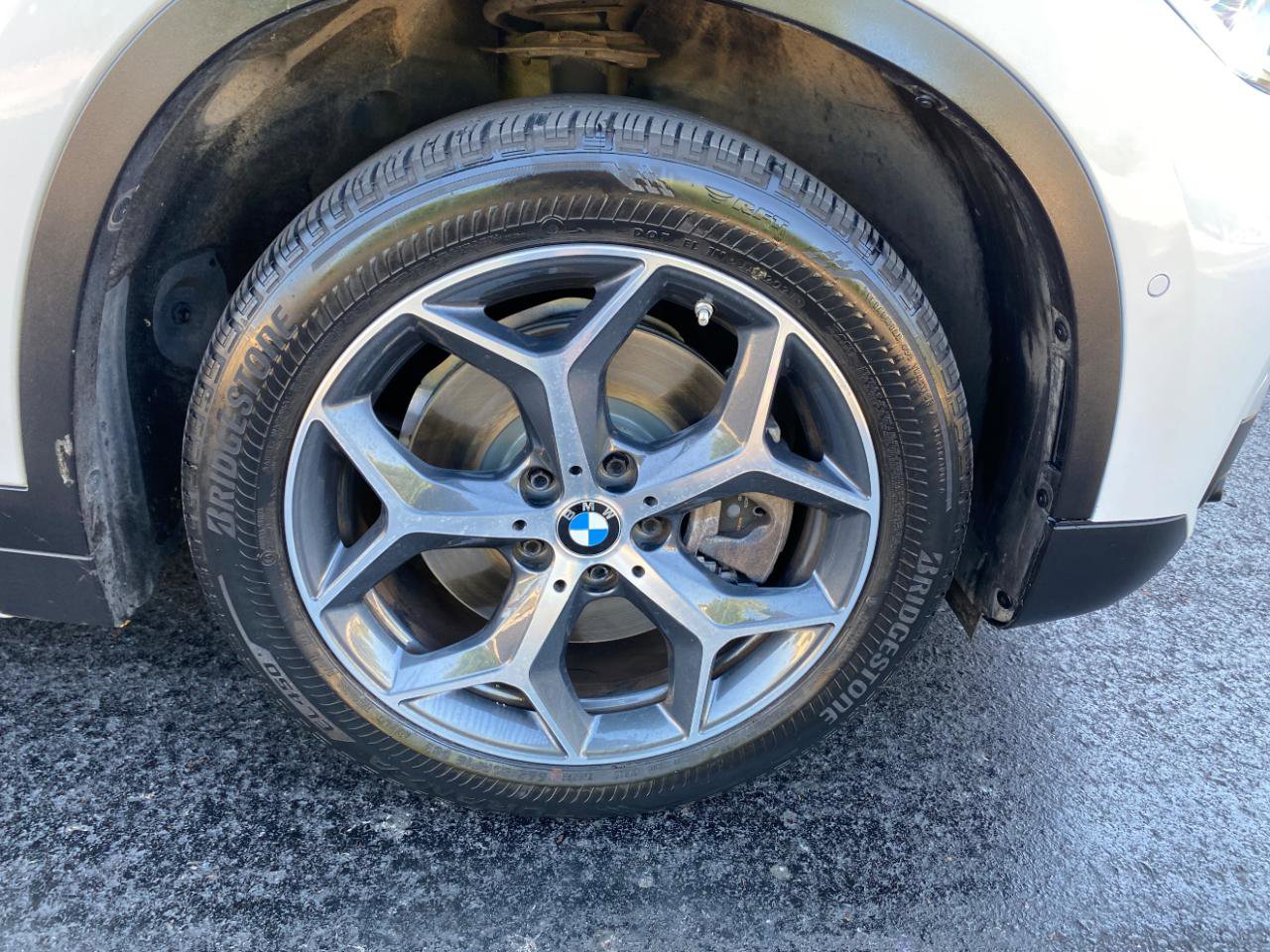 Used 2017 BMW X1 sDrive28i FWD image 17