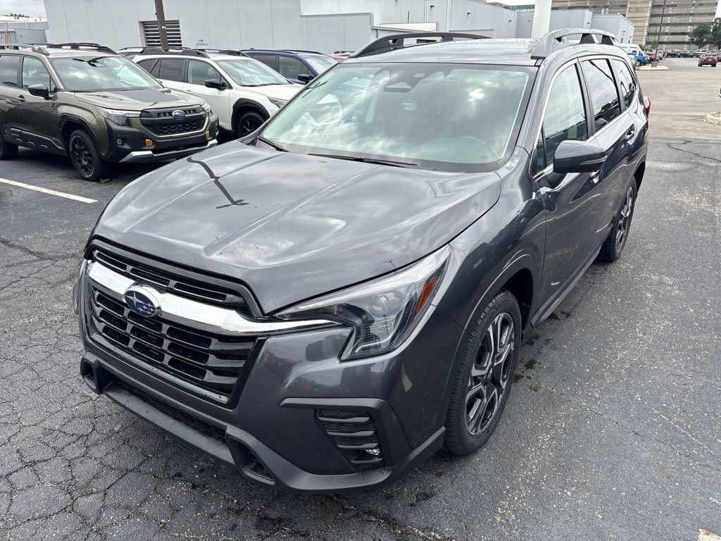 Used 2023 Subaru Ascent Limited AWD/4WD image 5